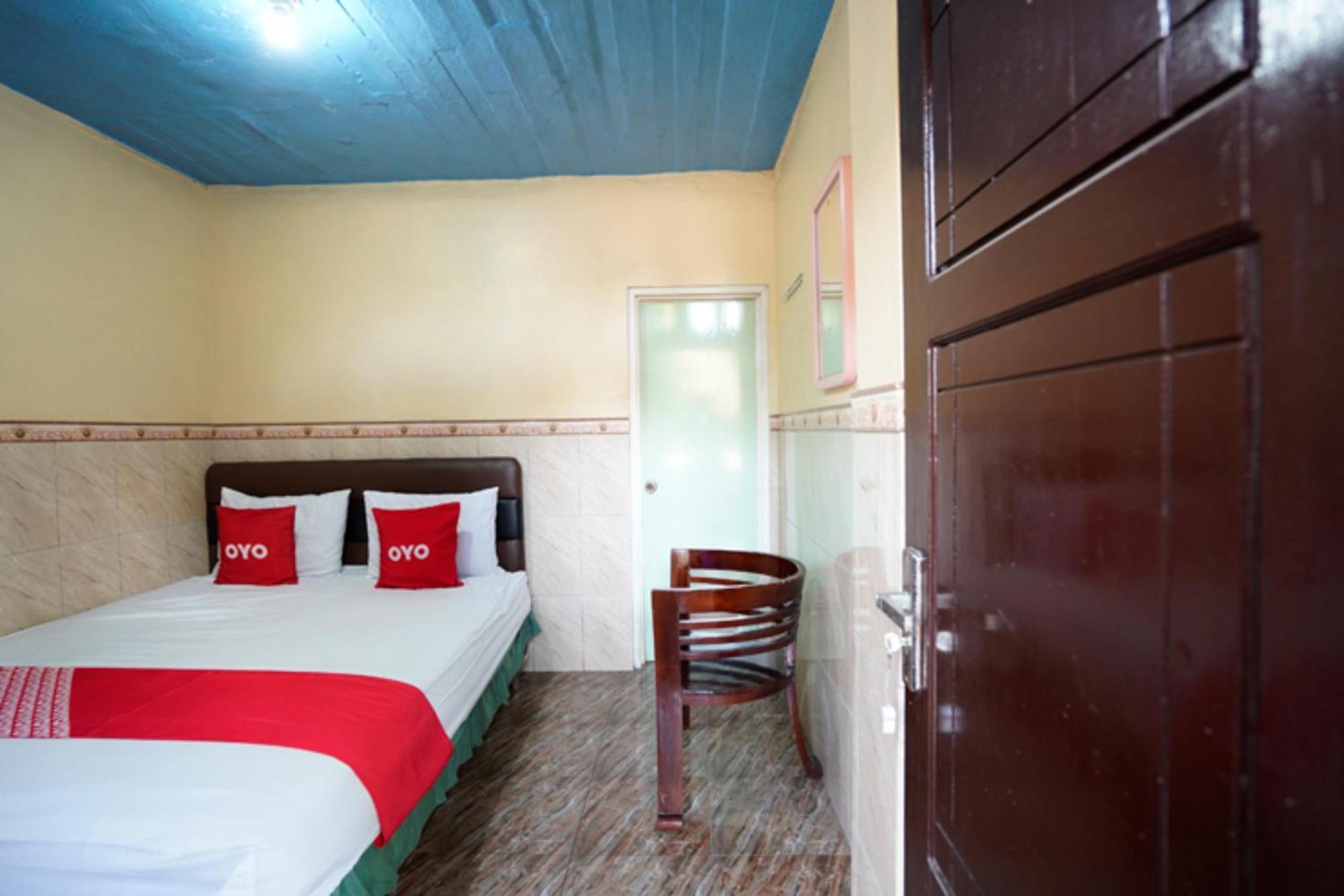Oyo 927 Carina Hotel Claket Kültér fotó