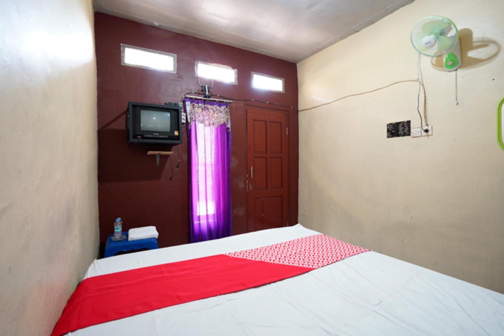Oyo 927 Carina Hotel Claket Kültér fotó