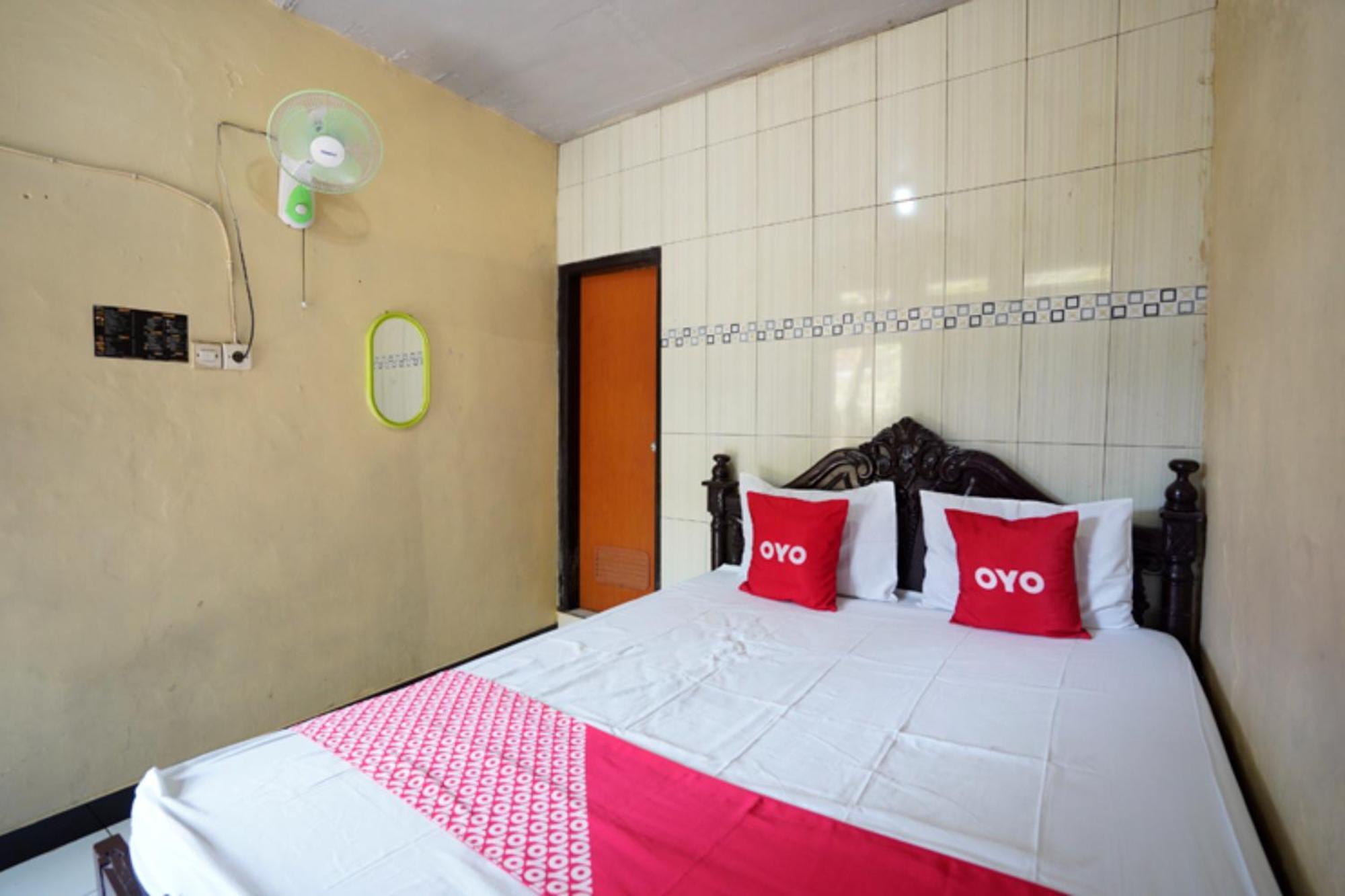 Oyo 927 Carina Hotel Claket Kültér fotó