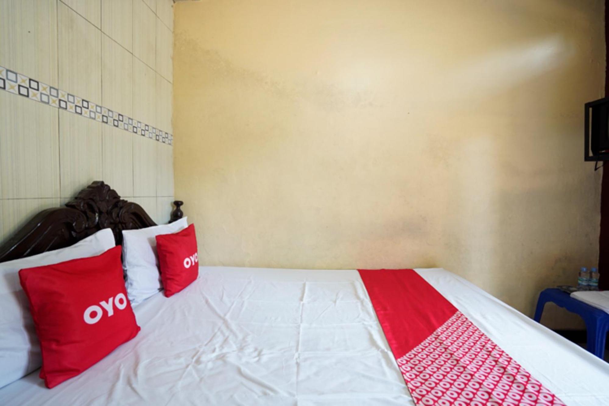 Oyo 927 Carina Hotel Claket Kültér fotó
