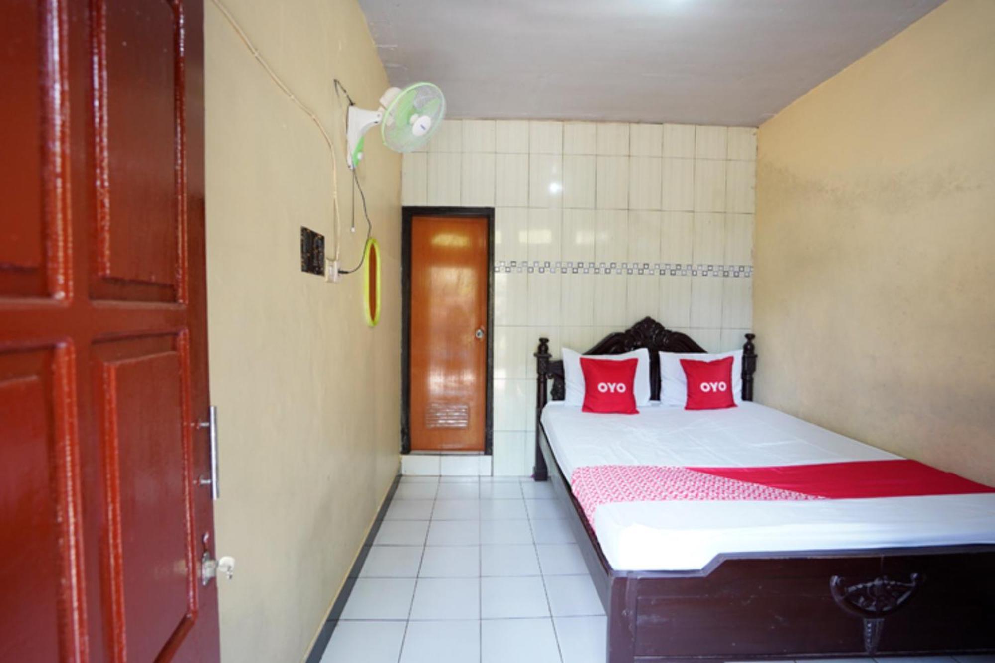 Oyo 927 Carina Hotel Claket Kültér fotó