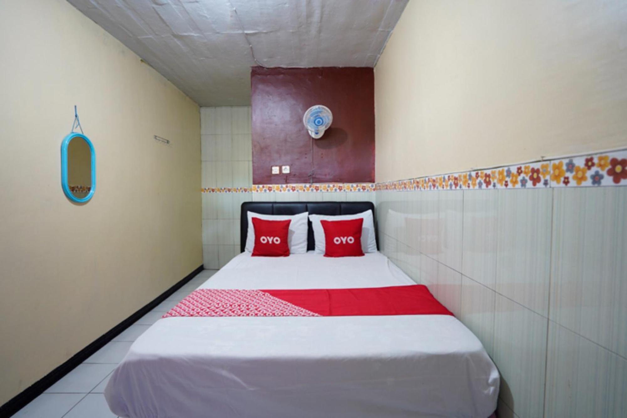 Oyo 927 Carina Hotel Claket Kültér fotó
