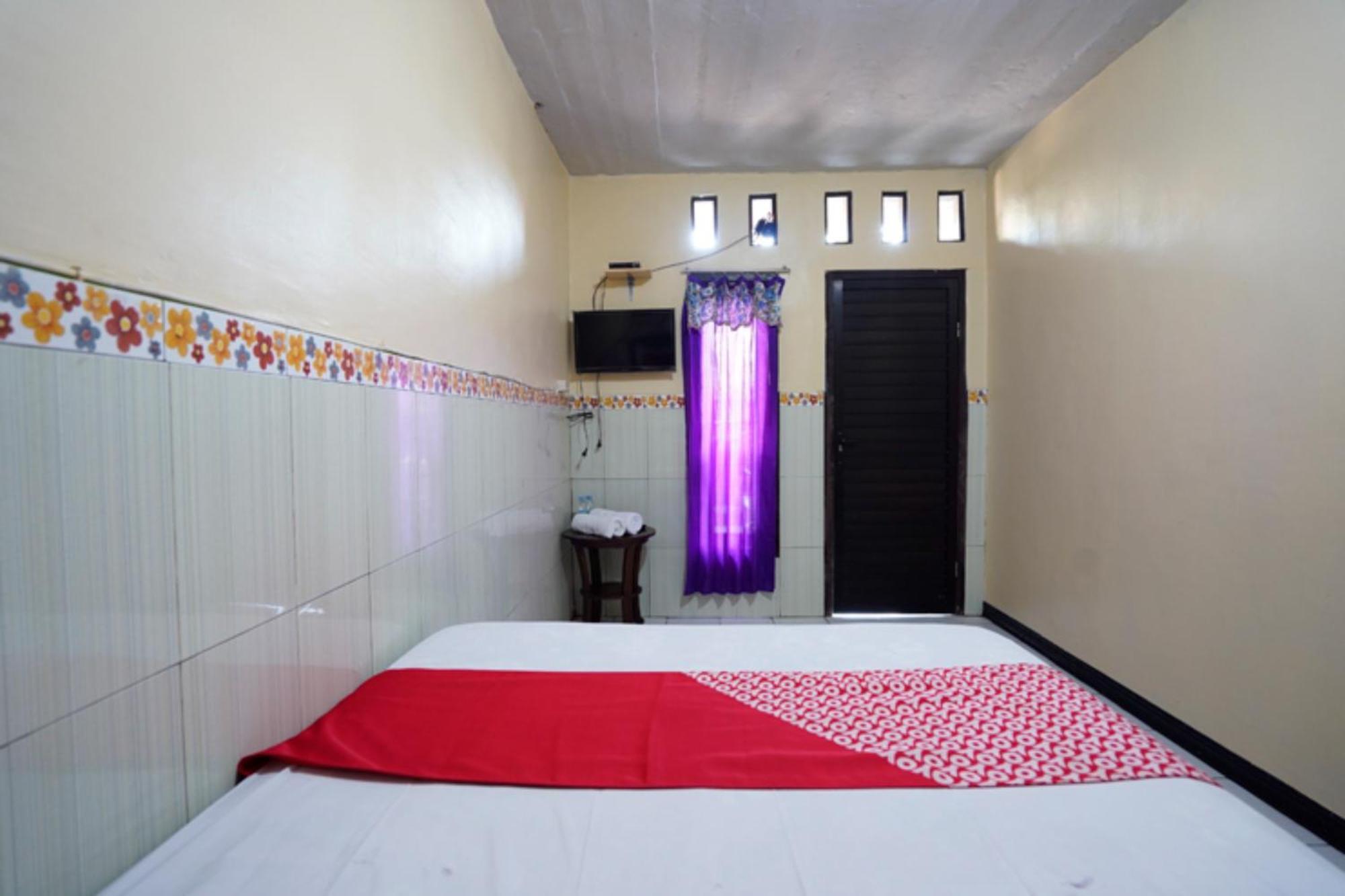 Oyo 927 Carina Hotel Claket Kültér fotó